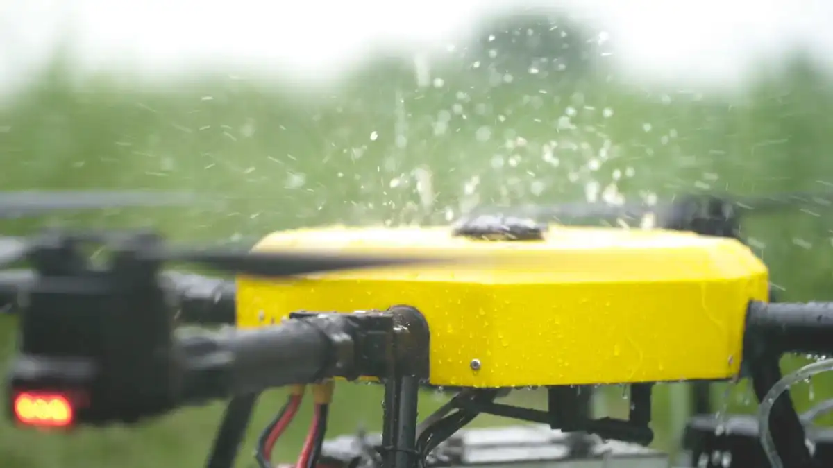 P10 PRO Agricultural Drone Buy from Everse at anywhere in india